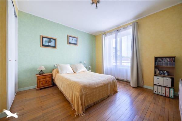 Maison à vendre |  Dompierre-sur-Yon |  3 pièces | 220 m²