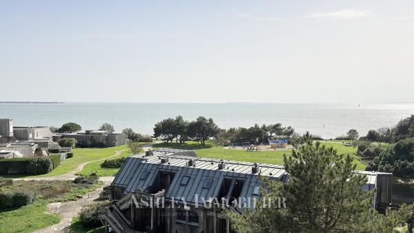 À VENDRE DUPLEX DERNIER ÉTAGE VUE MER ET TERRASSES