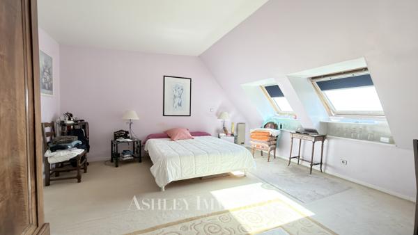 À VENDRE DUPLEX DERNIER ÉTAGE VUE MER ET TERRASSES