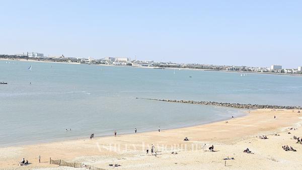 À VENDRE DUPLEX DERNIER ÉTAGE VUE MER ET TERRASSES