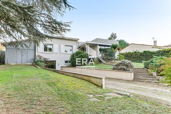 Maison Saint Sauveur 152 m2 avec piscine