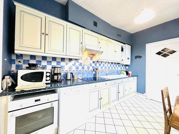 Maison de caractère idéalement située avec garage et jardin  Le Portel (62480)