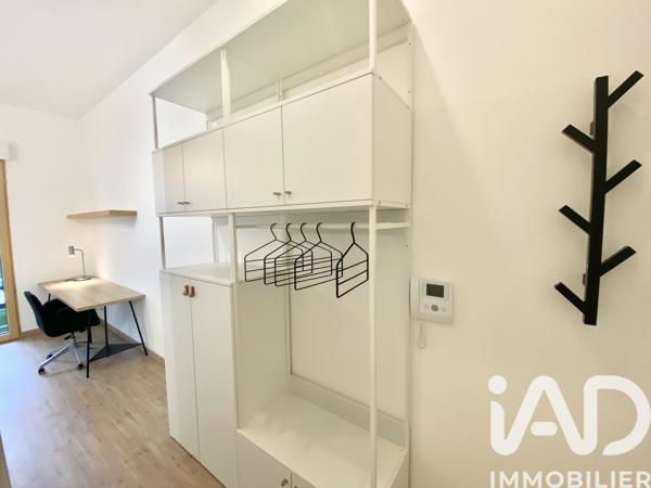 Location studio 24 m² Massy