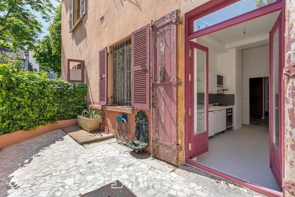 Appartement avec terrasses dans un ancien couvent