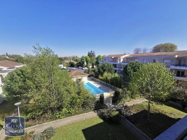 Appartement à louer 2 pièces 42.01m² Saint-Michel (16470)