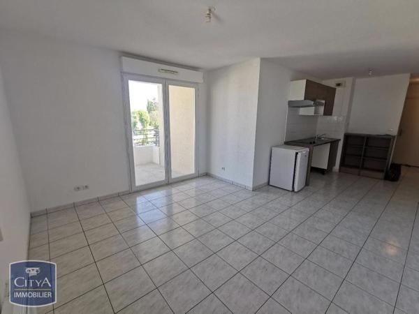 Appartement à louer 2 pièces 42.01m² Saint-Michel (16470)