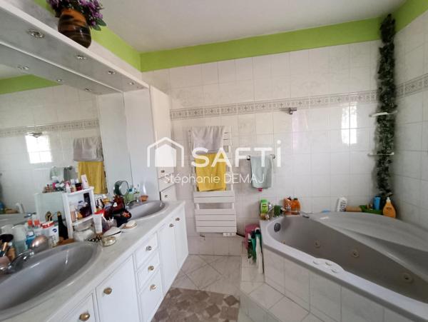 Villa - T 2 indépendant - Piscine - Garage-