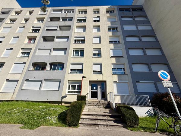 Appartement vendu loué T5 - 92 M2 avec 2 balcons et garage