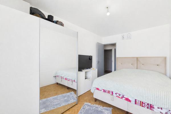 Appartement vendu loué T5 - 92 M2 avec 2 balcons et garage