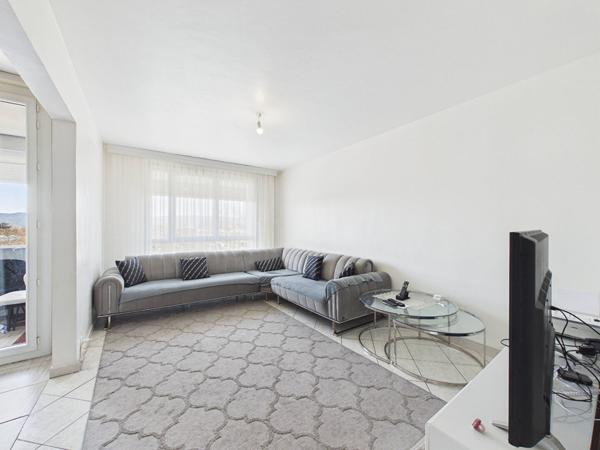 Appartement vendu loué T5 - 92 M2 avec 2 balcons et garage