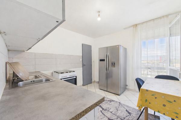 Appartement vendu loué T5 - 92 M2 avec 2 balcons et garage