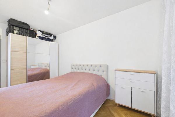 Appartement vendu loué T5 - 92 M2 avec 2 balcons et garage