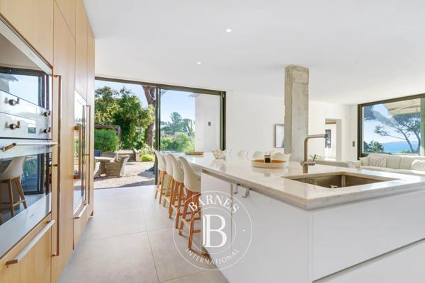 Grimaud, Villa 4 Chambres -  230 m² à vendre
