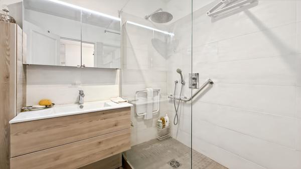 T2 transformable en T3 Double séjour Lumineux Parking