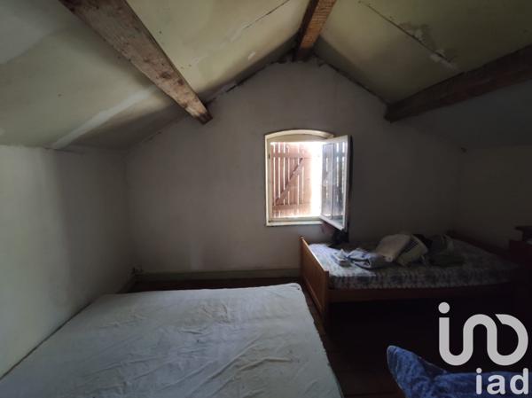 House for sale 4 rooms 53 m² Cronat