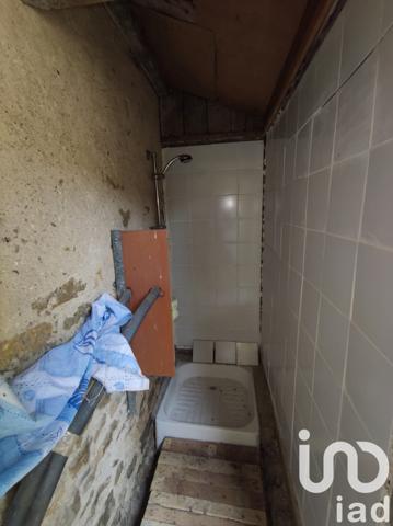 House for sale 4 rooms 53 m² Cronat