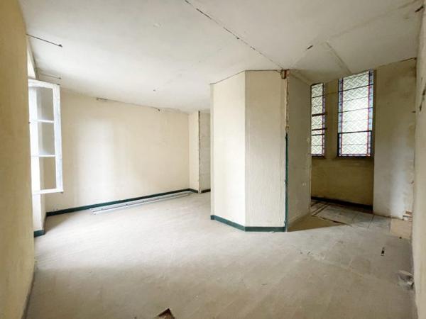 Immeuble Le Mans centre ville 330 m²