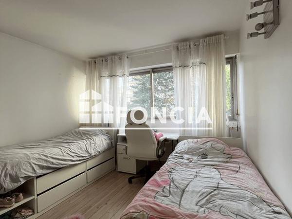 À vendre Appartement 4 pièces 90 m² - Créteil 94000