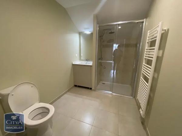 Appartement à louer 3 pièces 70.9m² Poitiers (86000)