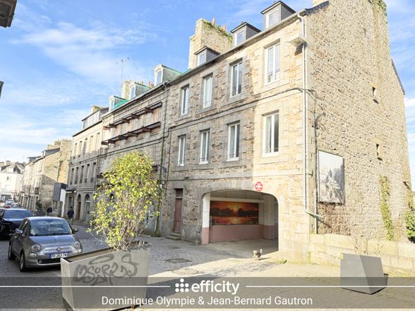 Immeuble 11 pièces - 700 m²