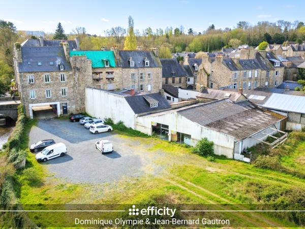 Immeuble 11 pièces - 700 m²