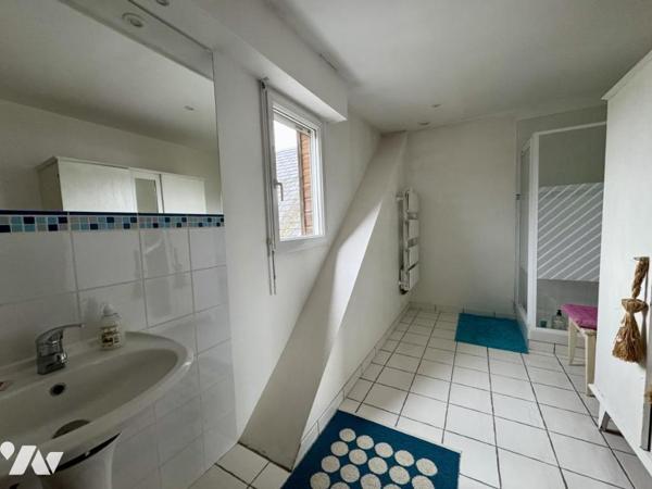 A VENDRE - MAISON St Pasquier -Maison familiale de 162m²-5 chambres- jardin