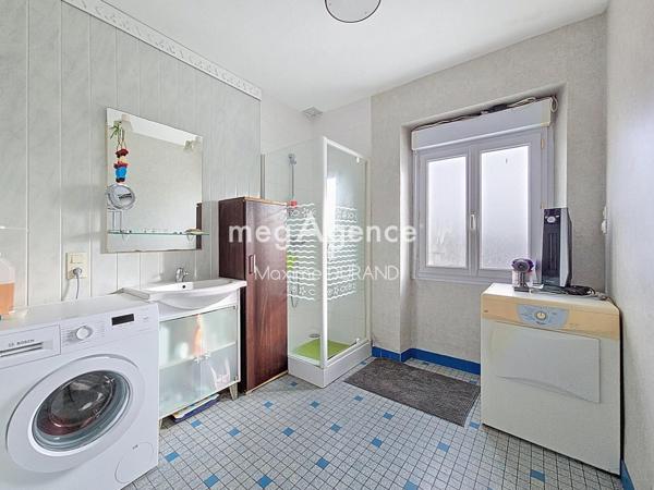 Maison à LA ROMAGNE, 49740 - 7 pièces 140m²