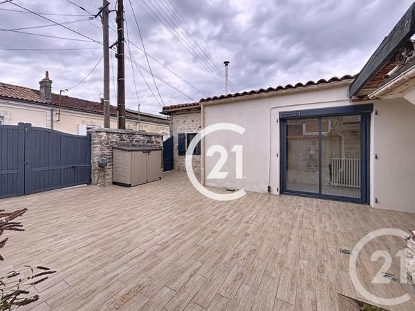 Maison à vendre  4 pièces - 128 m2 CHATEAUBERNARD - 16