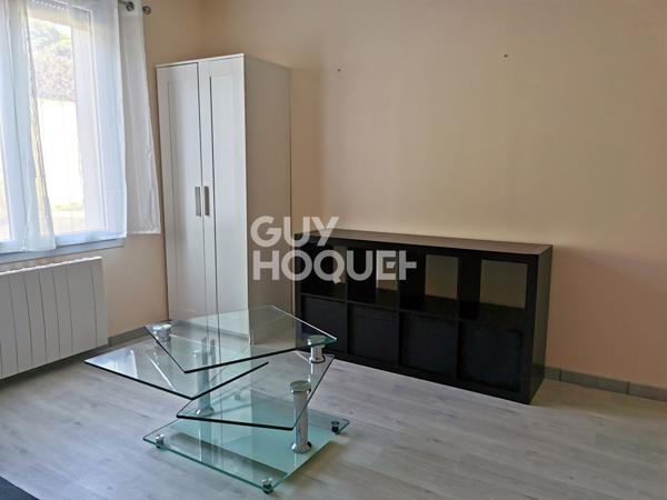 Studio en centre-ville de MENNECY