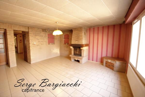 A LIEVIN (62), maison 4 pièces, 2 chambres, 120m², garage , jardin