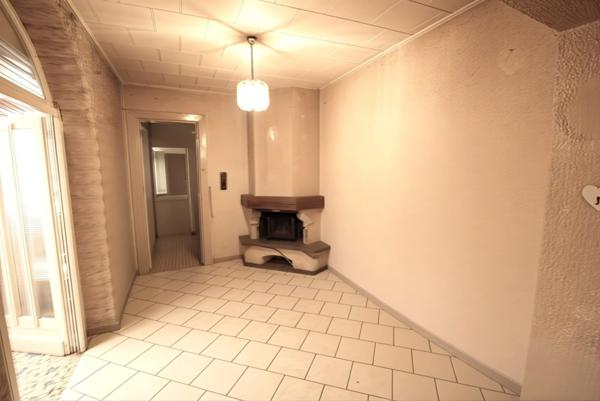 A LIEVIN (62), maison 4 pièces, 2 chambres, 120m², garage , jardin