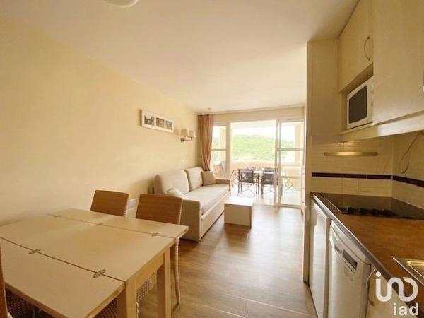 Appartement 2 pièces de 27 m² à Saint-Raphaël (83700)