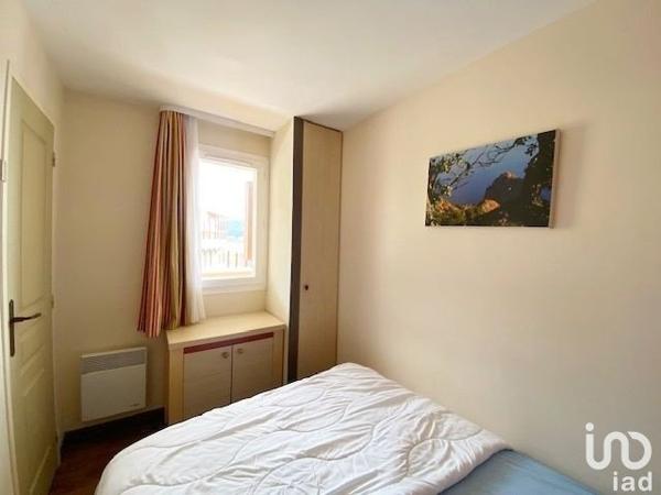 Appartement 2 pièces de 27 m² à Saint-Raphaël (83700)