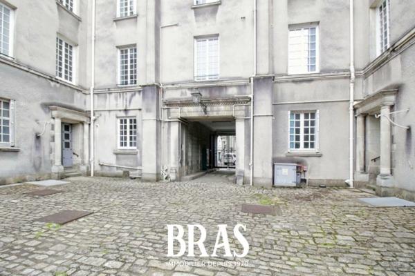 Bureau - 85m² - Nantes