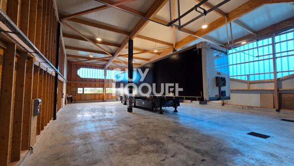 A LOUER Local d'activité Bulle 300 m2