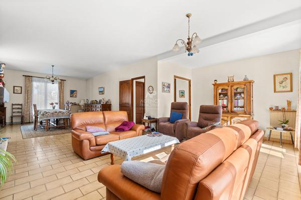 Maison Saint Germain En Laye 8 pièces - 220 m² €1 195 000 ** - Référence 17789