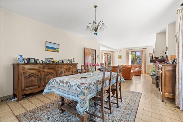 Maison Saint Germain En Laye 8 pièces - 220 m² €1 195 000 ** - Référence 17789