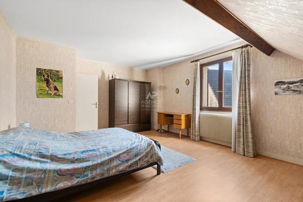 Maison Saint Germain En Laye 8 pièces - 220 m² €1 195 000 ** - Référence 17789