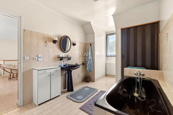 Maison Saint Germain En Laye 8 pièces - 220 m² €1 195 000 ** - Référence 17789