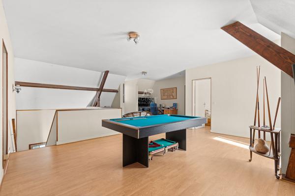 Maison Saint Germain En Laye 8 pièces - 220 m² €1 195 000 ** - Référence 17789