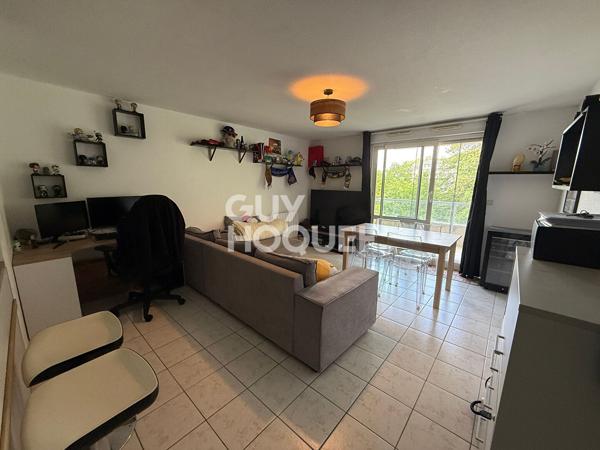 Bregille, appartement 45 m² balcon parking