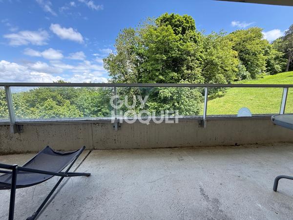 Bregille, appartement 45 m² balcon parking