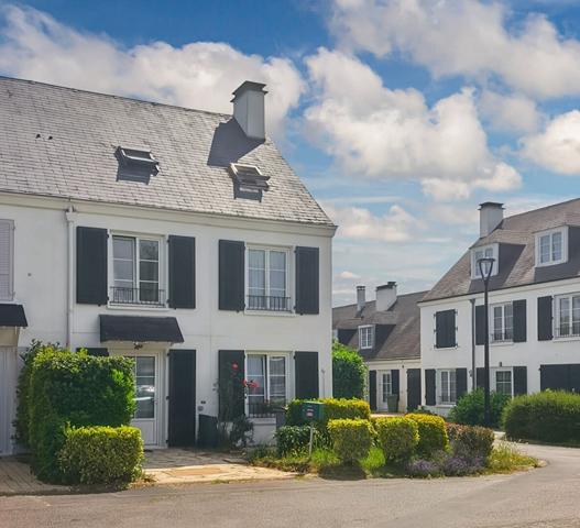 Maison Cesson 5 pièce(s) 139 m2 au sol