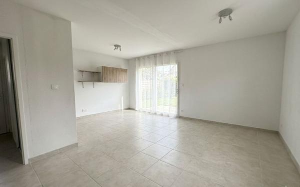 Maison à vendre    5 pièces •  Poulx