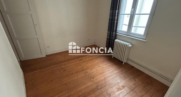 Location Appartement 3 pièces 62.3 m² - Niort 79000