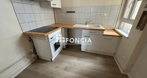 Location Appartement 3 pièces 62.3 m² - Niort 79000
