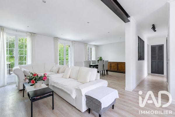 Maison à vendre 6 pièces 121,71 m² Longjumeau