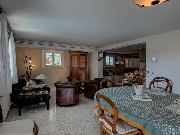 Villeneuve-sur-Lot (47300) Villeneuve-sur-Lot, rive gauche – Maison familiale 158 m² 5 chambres, avec jardin et piscine