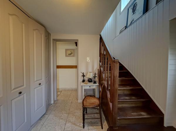 Villeneuve-sur-Lot (47300) Villeneuve-sur-Lot, rive gauche – Maison familiale 158 m² 5 chambres, avec jardin et piscine