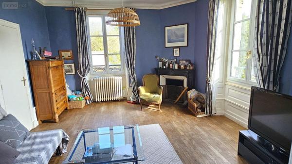 Maison de maître à vendre à Saint-Dizier en Haute-Marne (52100), ref : 51081/874